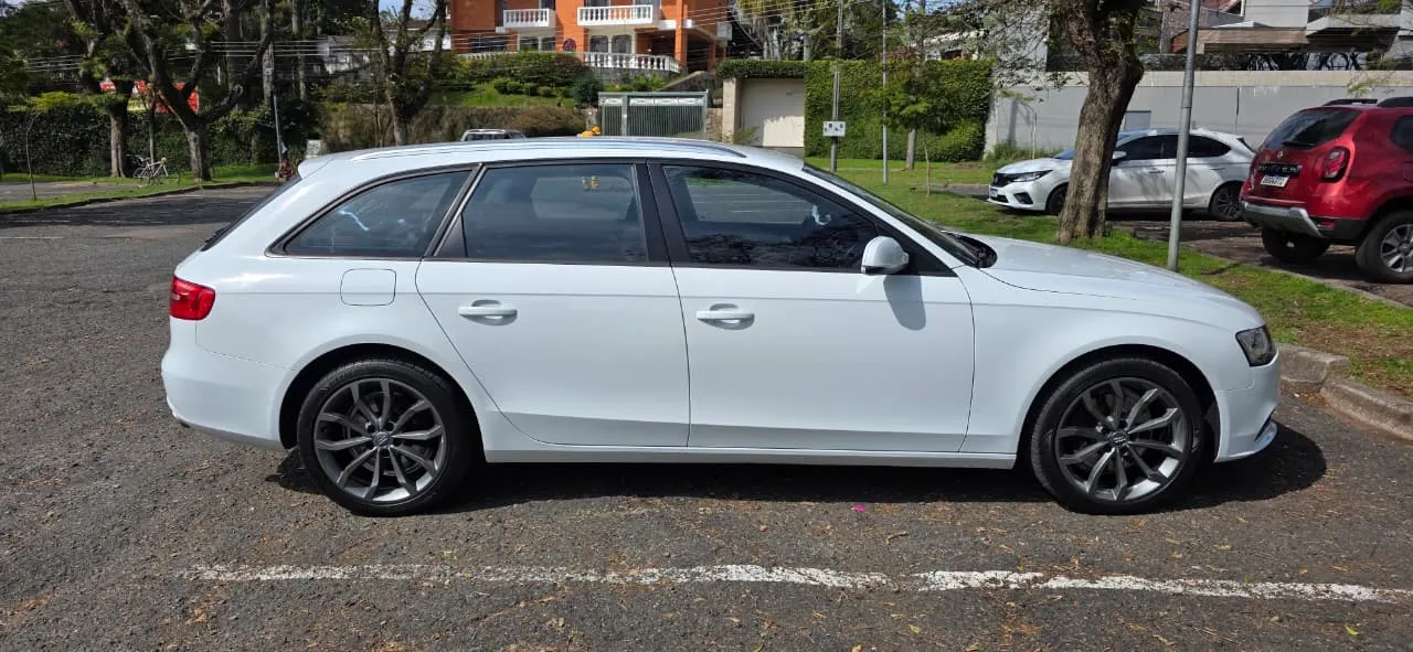 avv-audi-a4-avant-venda-d30616b-imagem-004