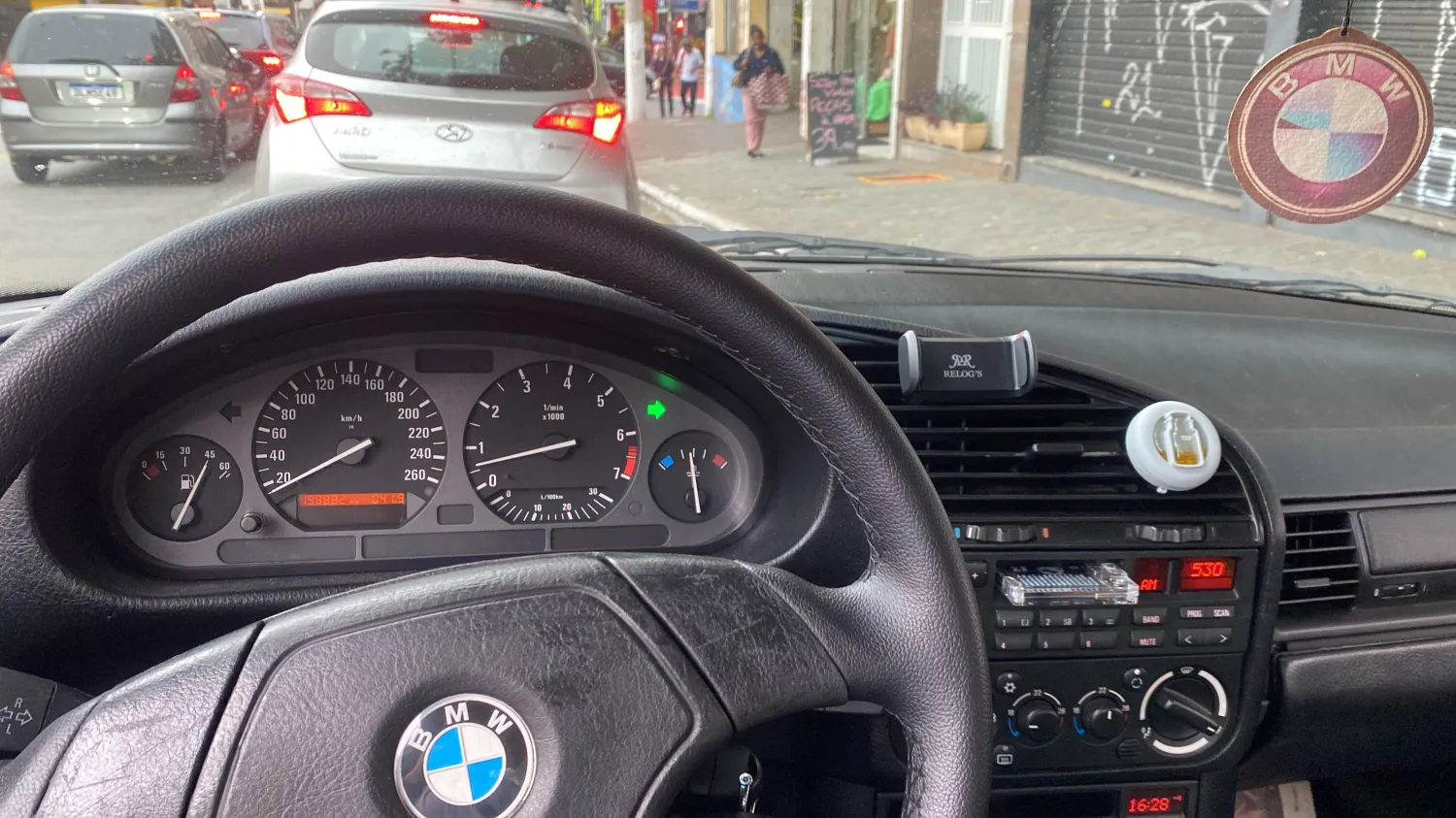 avv-bmw-325i-venda-92cb019-imagem-001