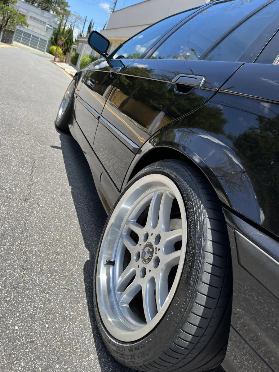 avv-bmw-328i-touring-mec-venda-es4gdut-imagem-004