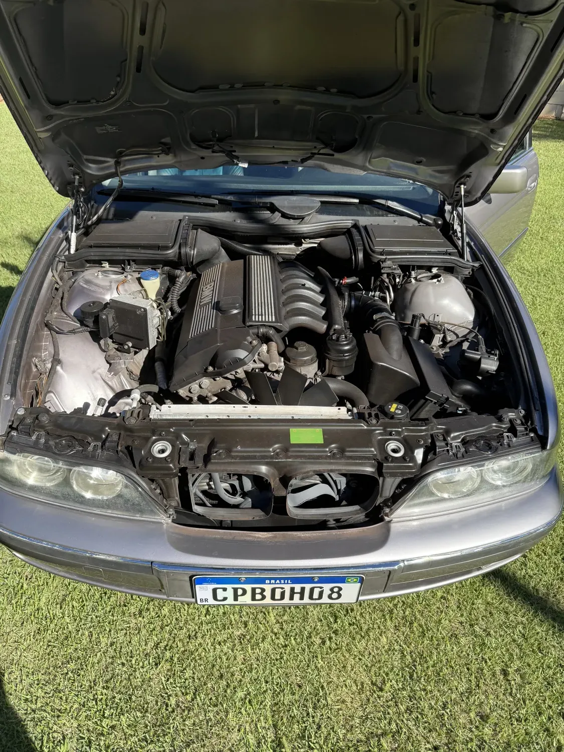 avv-bmw-528i-venda-da70fe1-imagem-002
