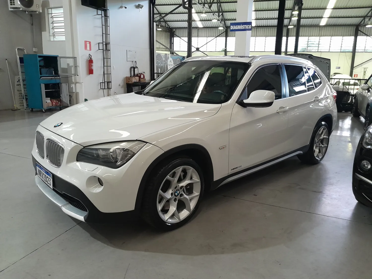 avv-bmw-x1-venda-26b6a39-imagem-003