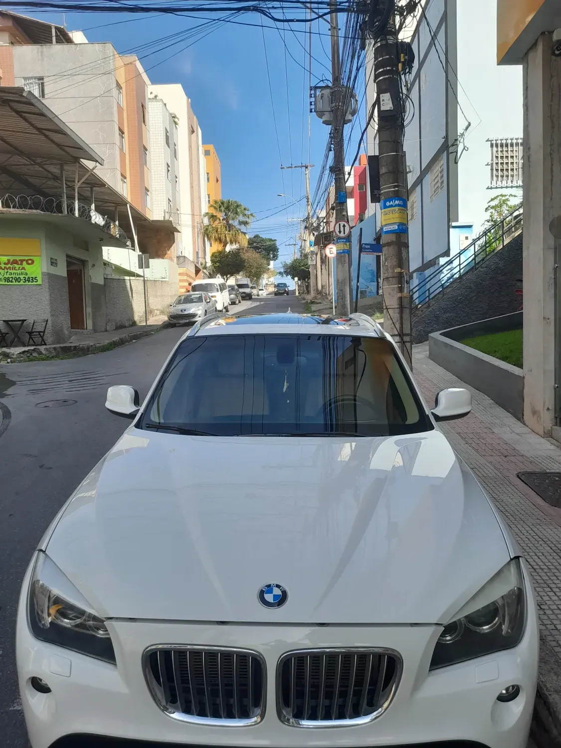 avv-bmw-x1-venda-26b6a39-imagem-021