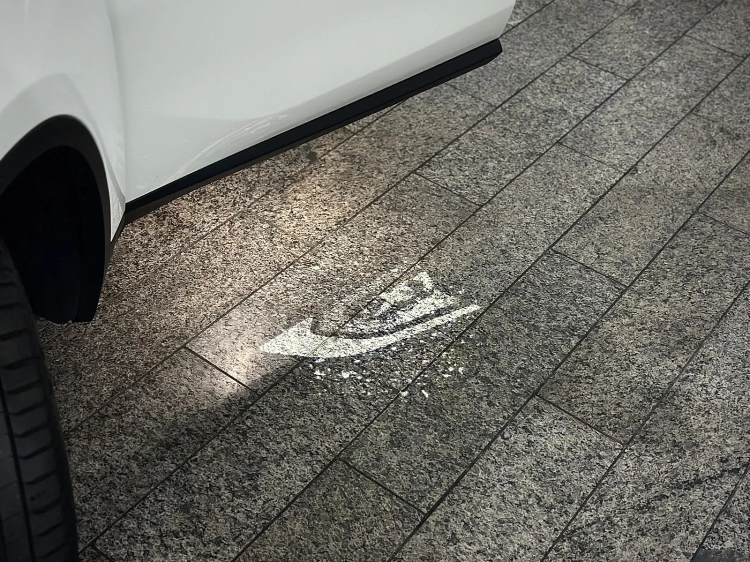 avv-bmw-x1-venda-e65c6d9-imagem-010