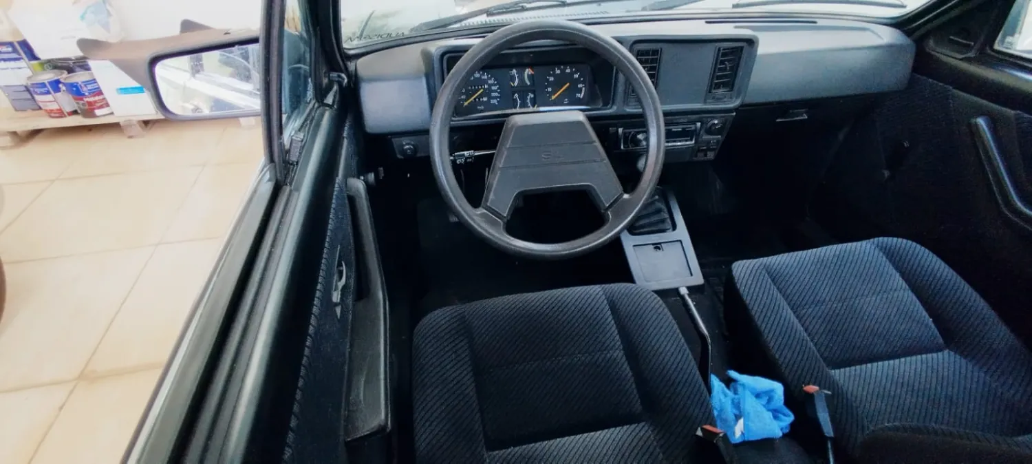 avv-chevrolet-2-doors-sedan-venda-687a5be-imagem-001