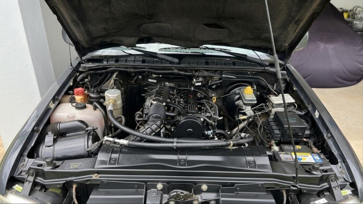 avv-chevrolet-blazer-2-4-advantage-flex-venda-8huqipm-imagem-007