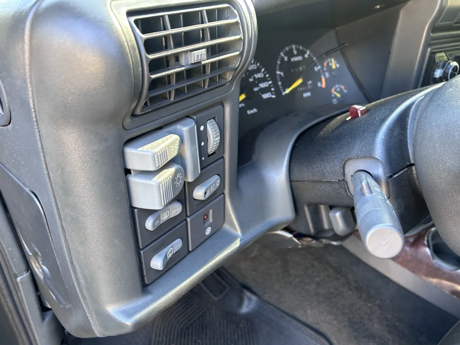 avv-chevrolet-blazer-executive-4-3-6cc-venda-75idblc-imagem-012