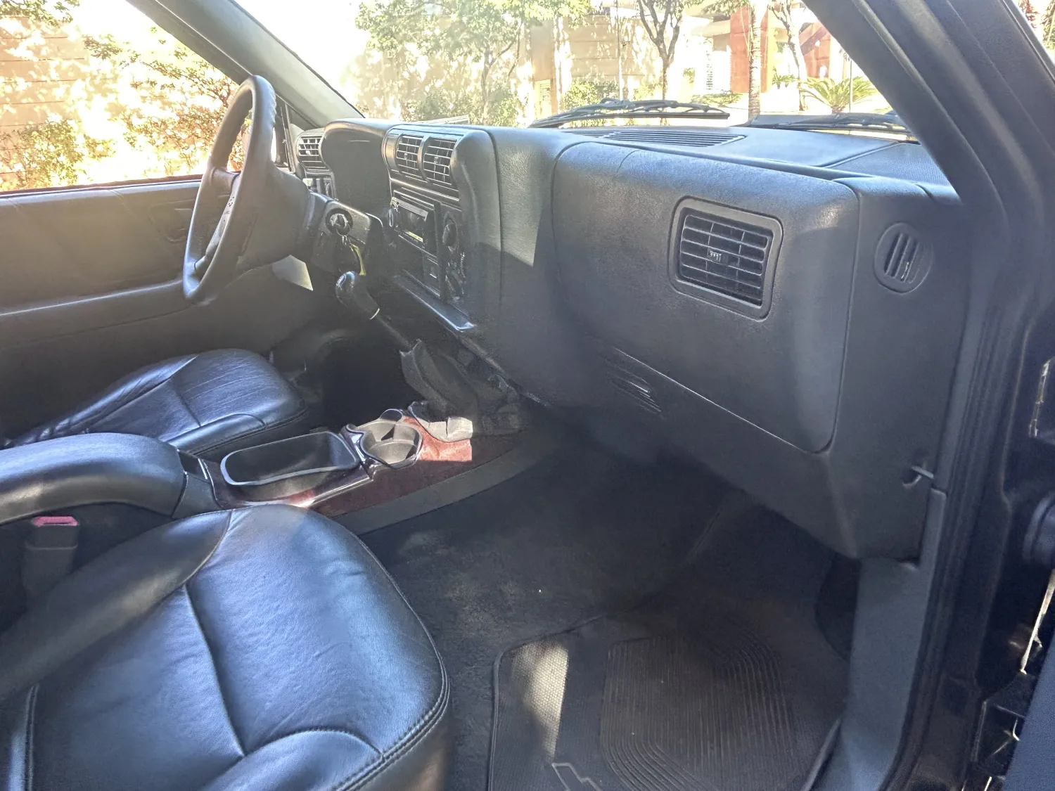 avv-chevrolet-blazer-executive-4-3-6cc-venda-75idblc-imagem-018
