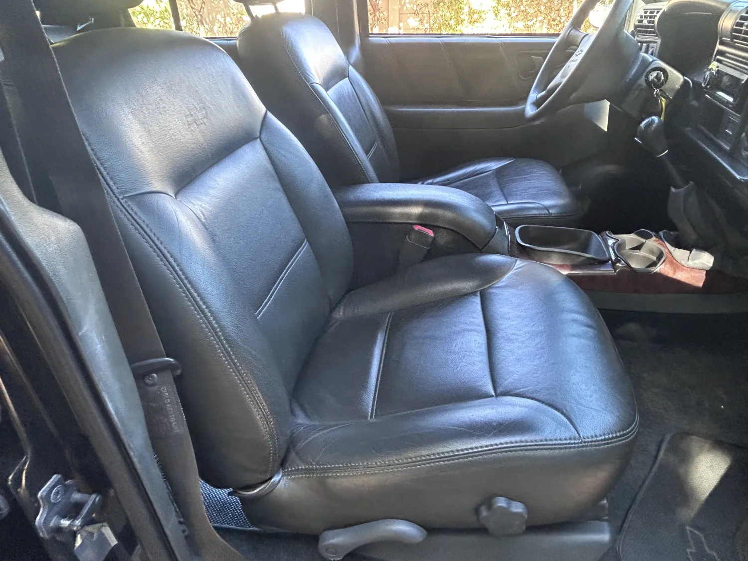 avv-chevrolet-blazer-executive-4-3-6cc-venda-75idblc-imagem-019