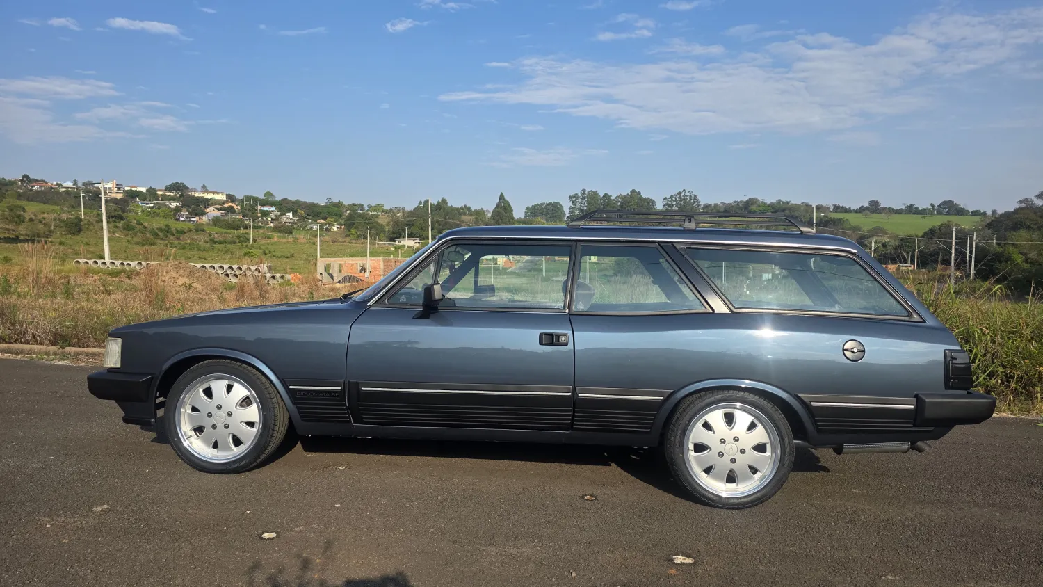 avv-chevrolet-caravan-venda-4bd2bb6-imagem-002