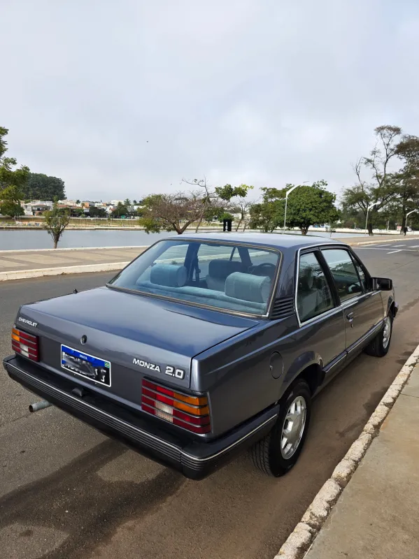 avv-chevrolet-monza-venda-7fbc6df-imagem-012