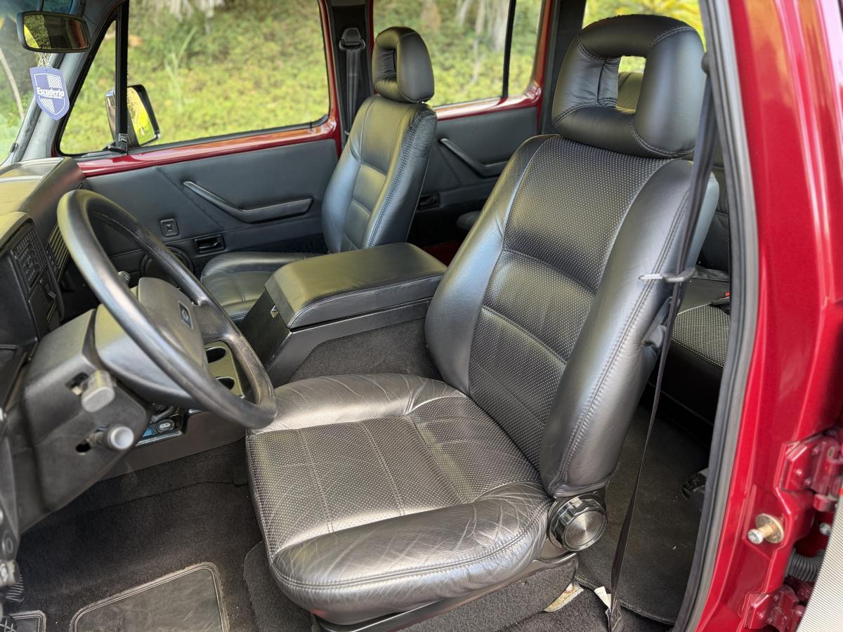avv-chevrolet-veraneio-custom-deluxe-venda-ylpsrt0-imagem-015
