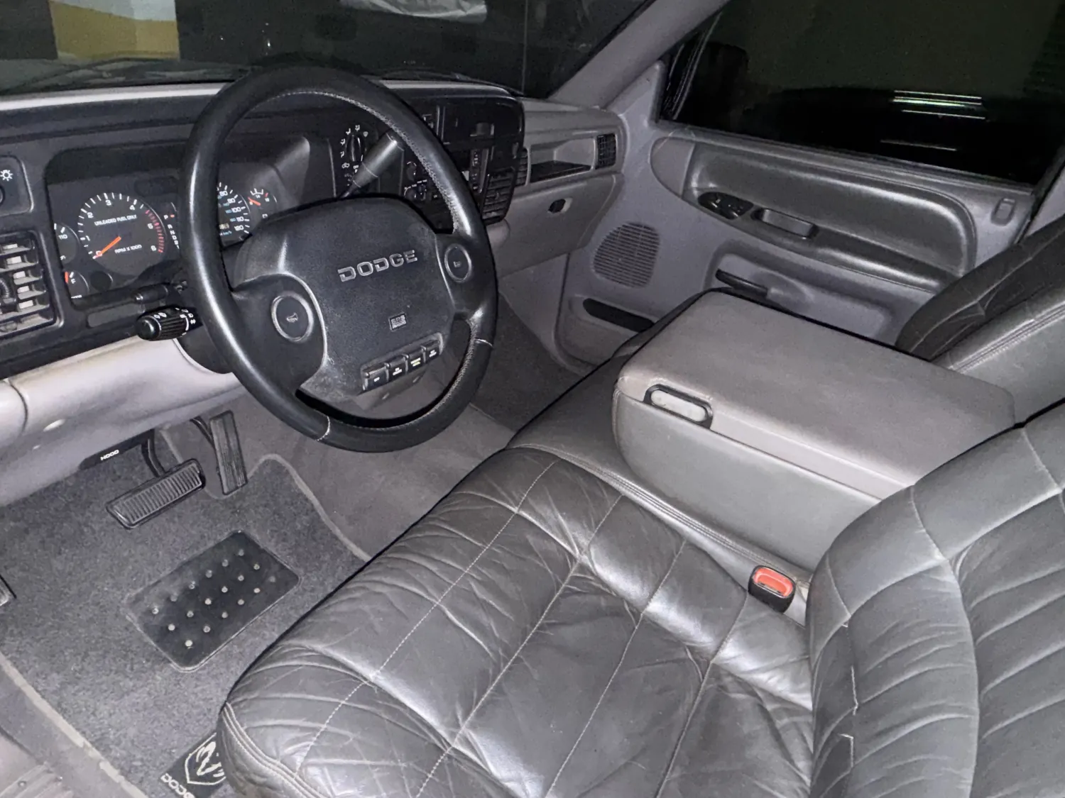 avv-dodge-ram-venda-5da05aa-imagem-007