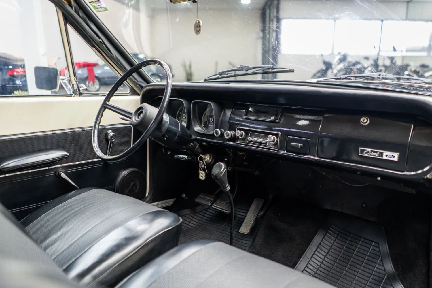 avv-ford-belina-1-venda-sii2v99-imagem-012