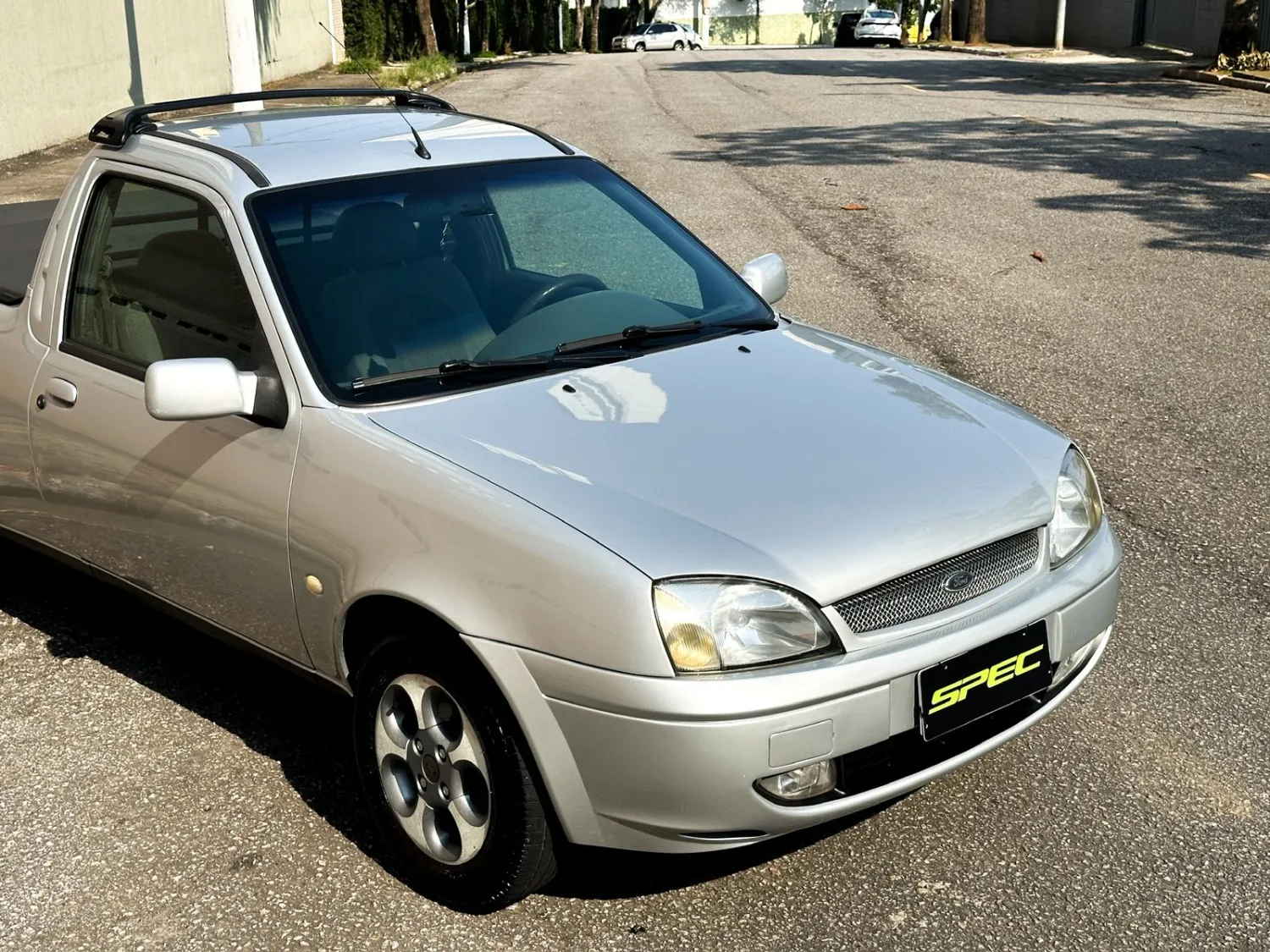 avv-ford-courier-sport-venda-99r77wx-imagem-016