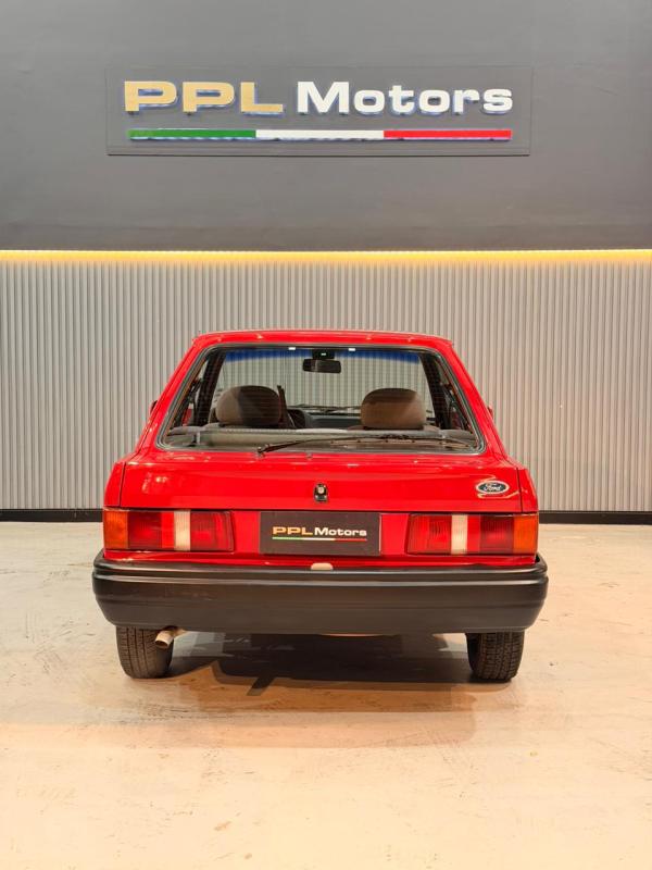 avv-ford-escort-1-0-hobby-8v-gasol-venda-krwy9to-imagem-010