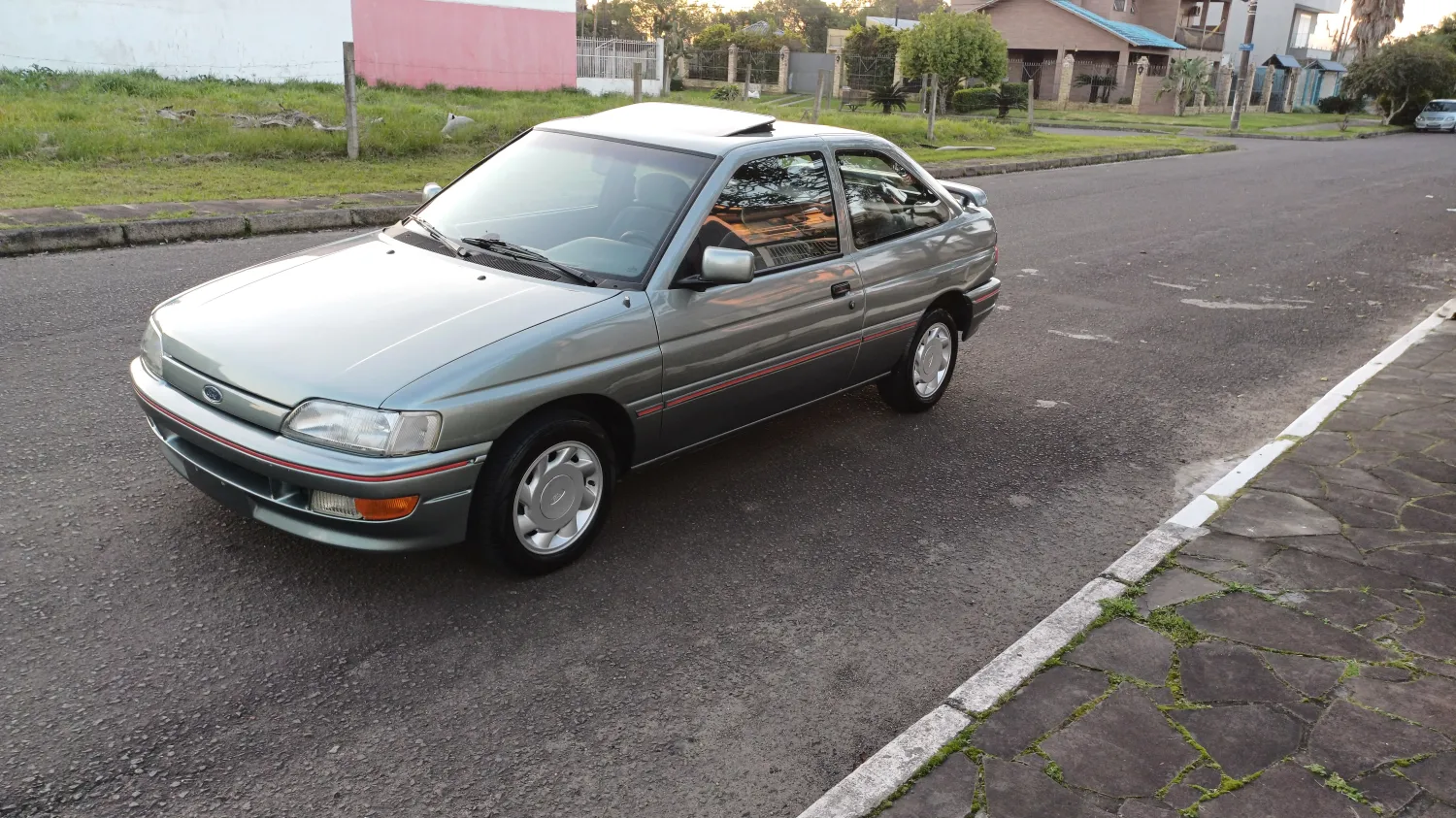 avv-ford-escort-venda-96b17b2-imagem-002