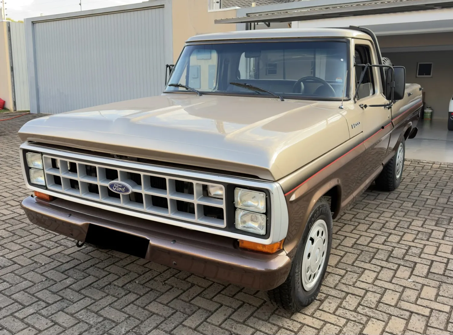avv-ford-f100-cs-6cc-venda-y2sh743-imagem-007