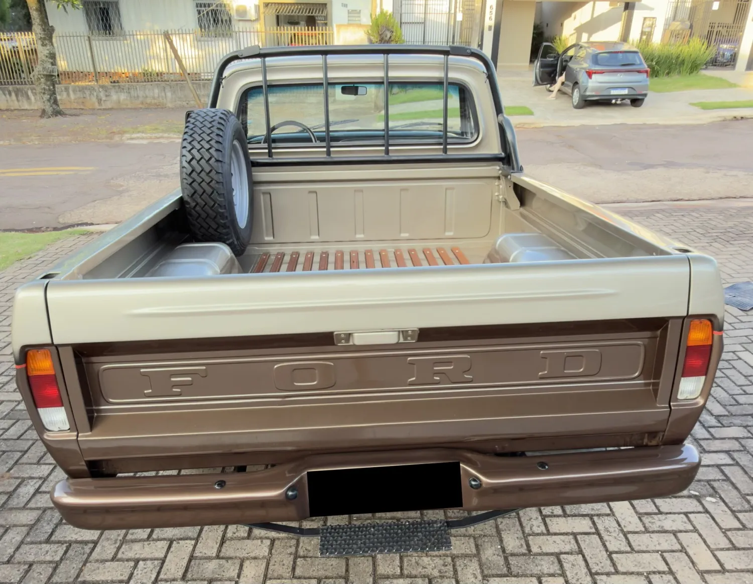 avv-ford-f100-cs-6cc-venda-y2sh743-imagem-013