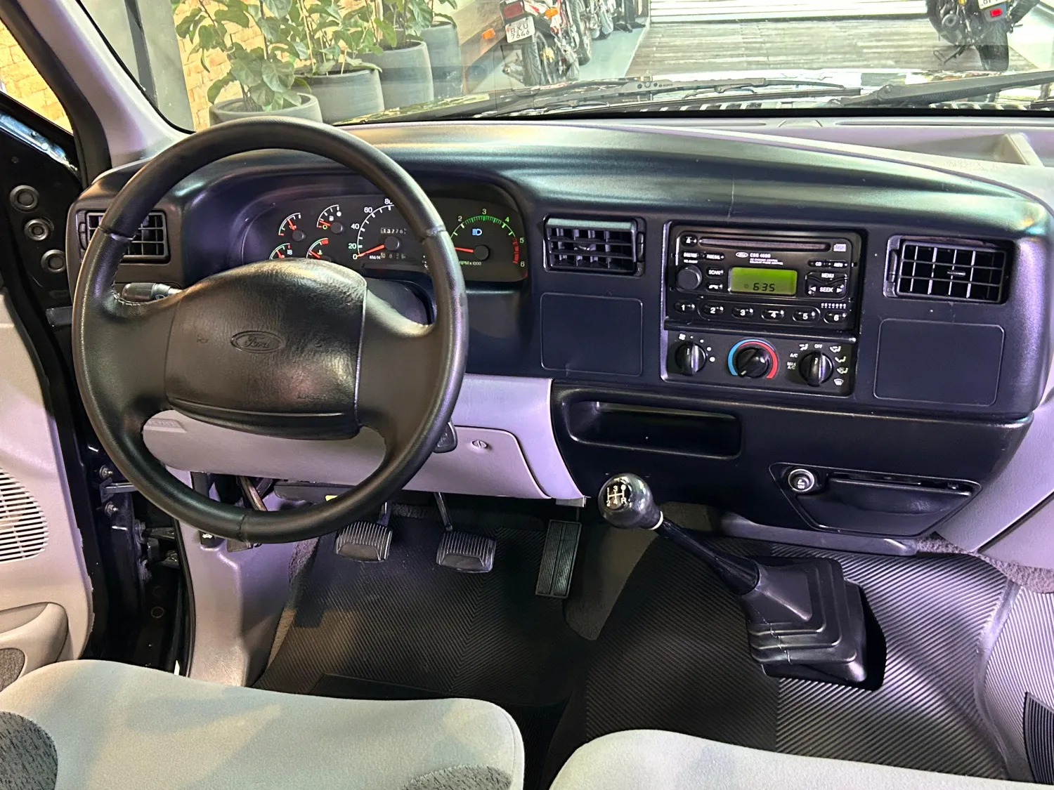 avv-ford-f250-venda-c4a0baa-imagem-011