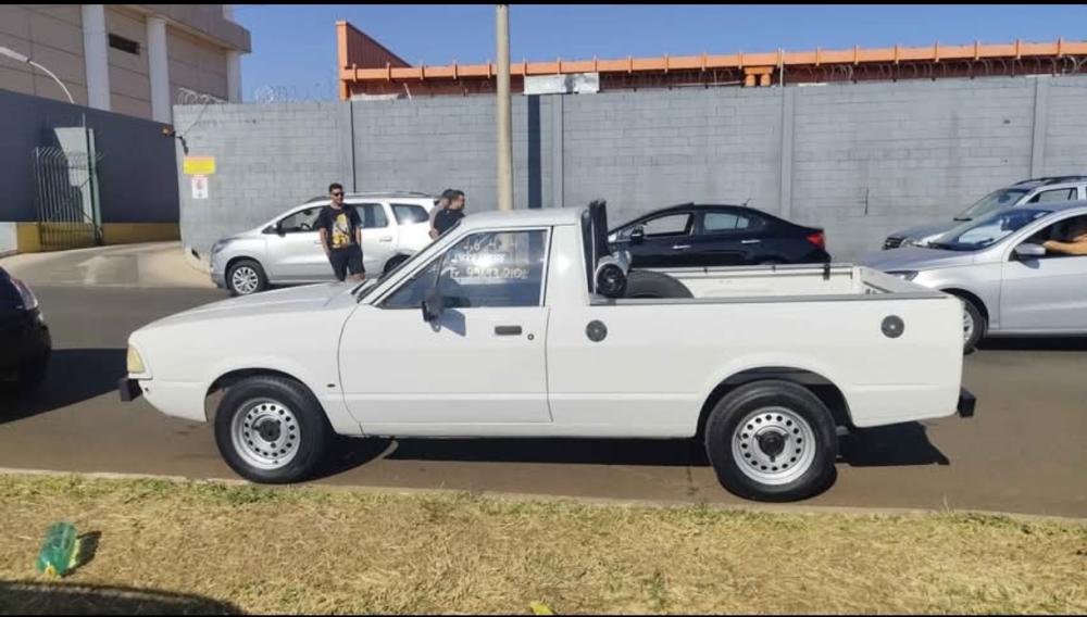 avv-ford-pampa-pampa-l-1-6-4x4-venda-aa1lji8-imagem-007