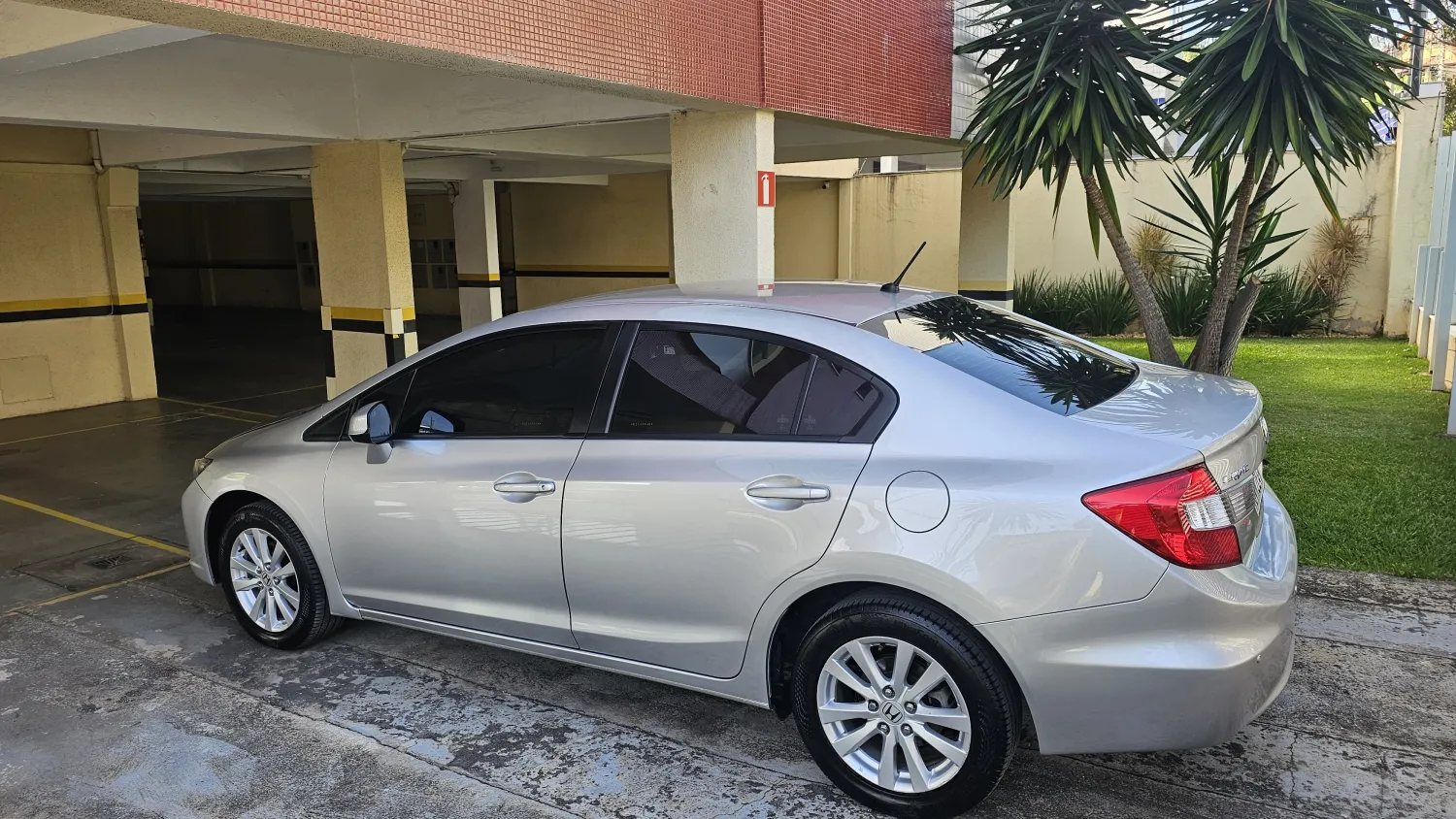 avv-honda-carros-civic-venda-39d151e-imagem-004