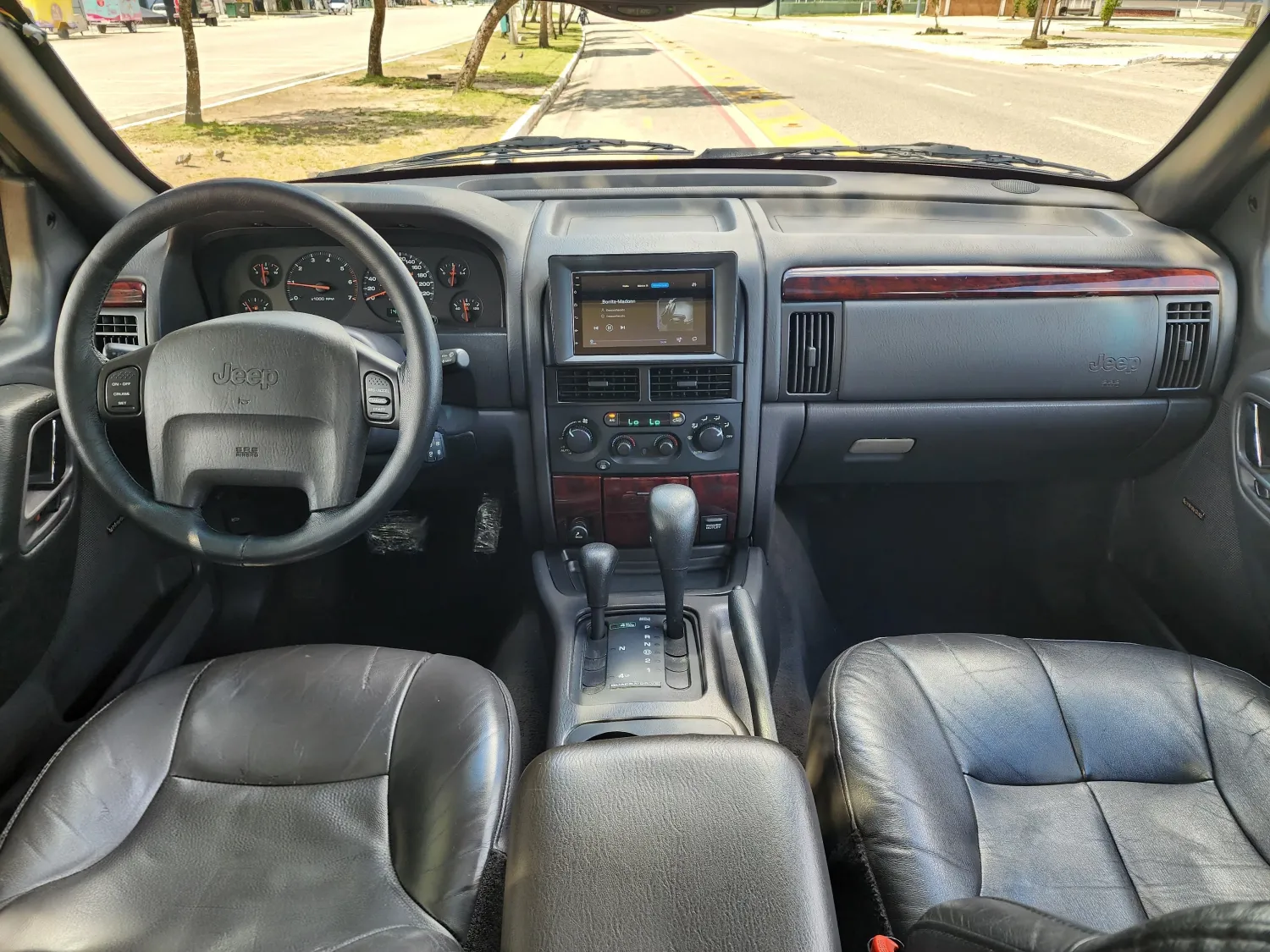 avv-jeep-cherokee-venda-a13856c-imagem-019