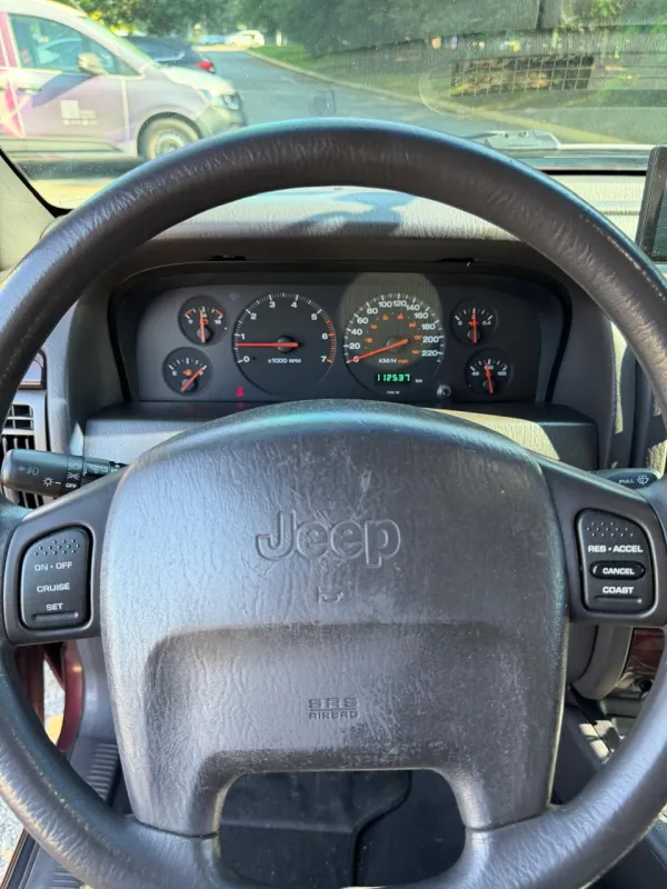 avv-jeep-grand-cherokee-venda-0528fbc-imagem-006