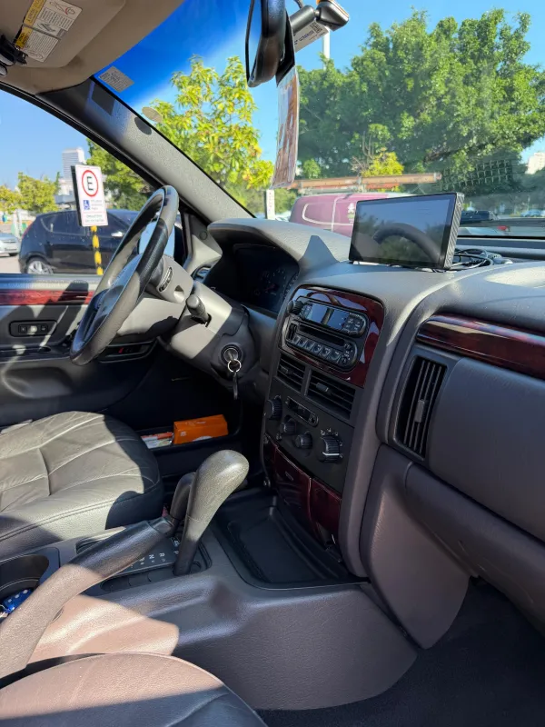 avv-jeep-grand-cherokee-venda-0528fbc-imagem-008
