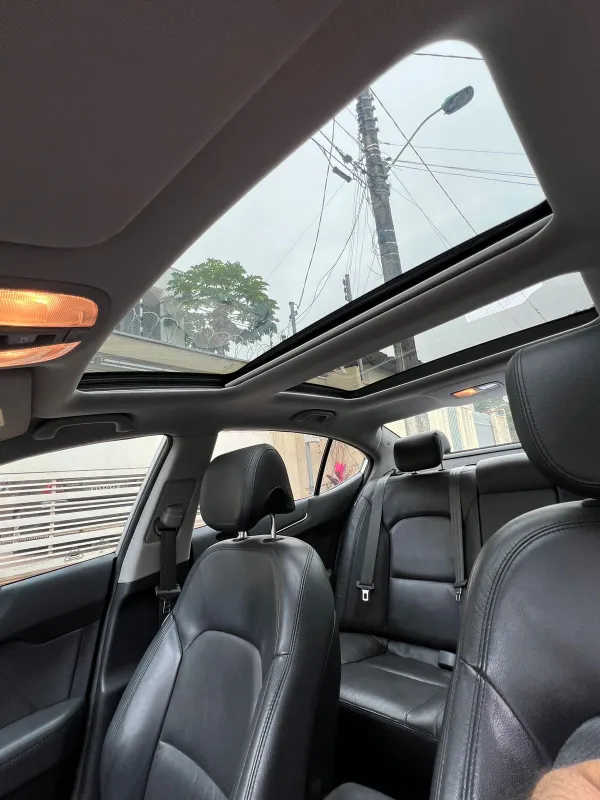 avv-kia-motors-cadenza-venda-47fa39e-imagem-016