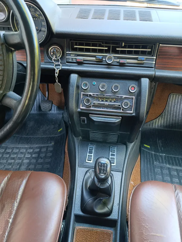 avv-mercedes-benz-250-venda-34ff4ca-imagem-014