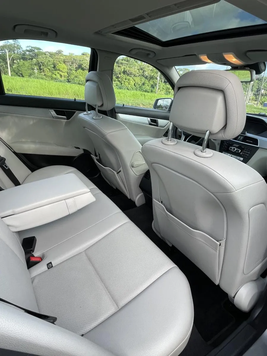 avv-mercedes-benz-c200venda-355c1d6-imagem-008
