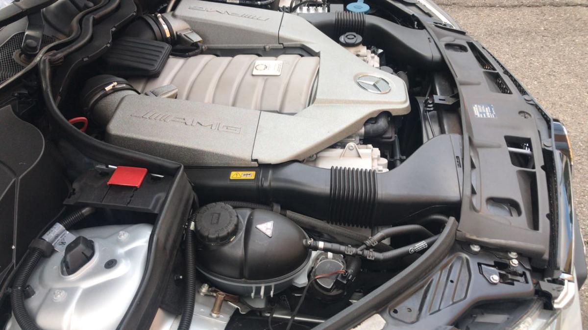 avv-mercedes-benz-c63-amgvenda-pj07mhq-imagem-009