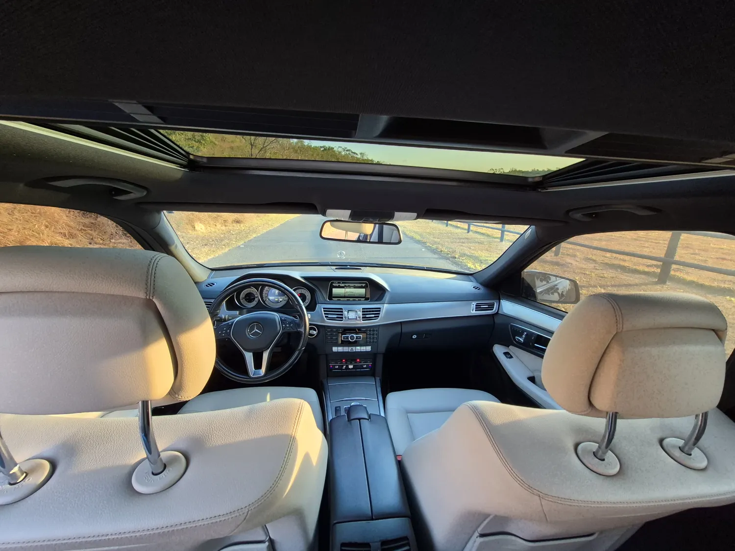 avv-mercedes-benz-e250-venda-b724b3a-imagem-022