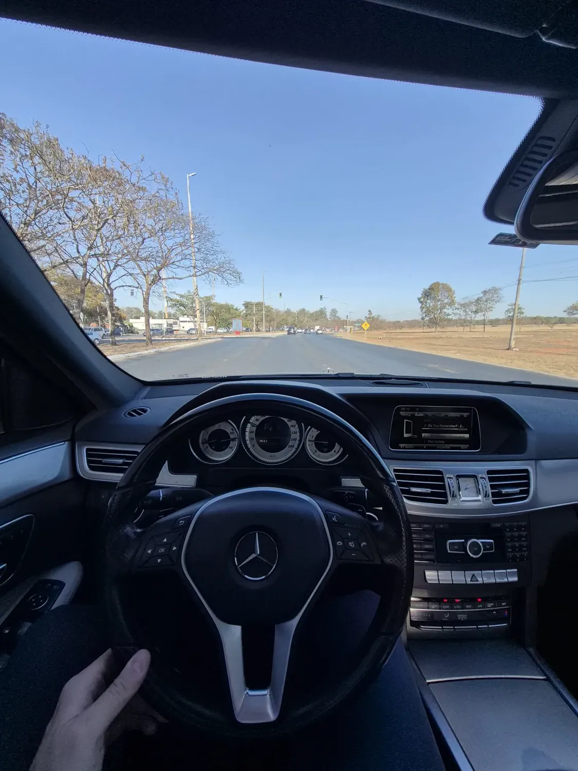 avv-mercedes-benz-e250-venda-b724b3a-imagem-024
