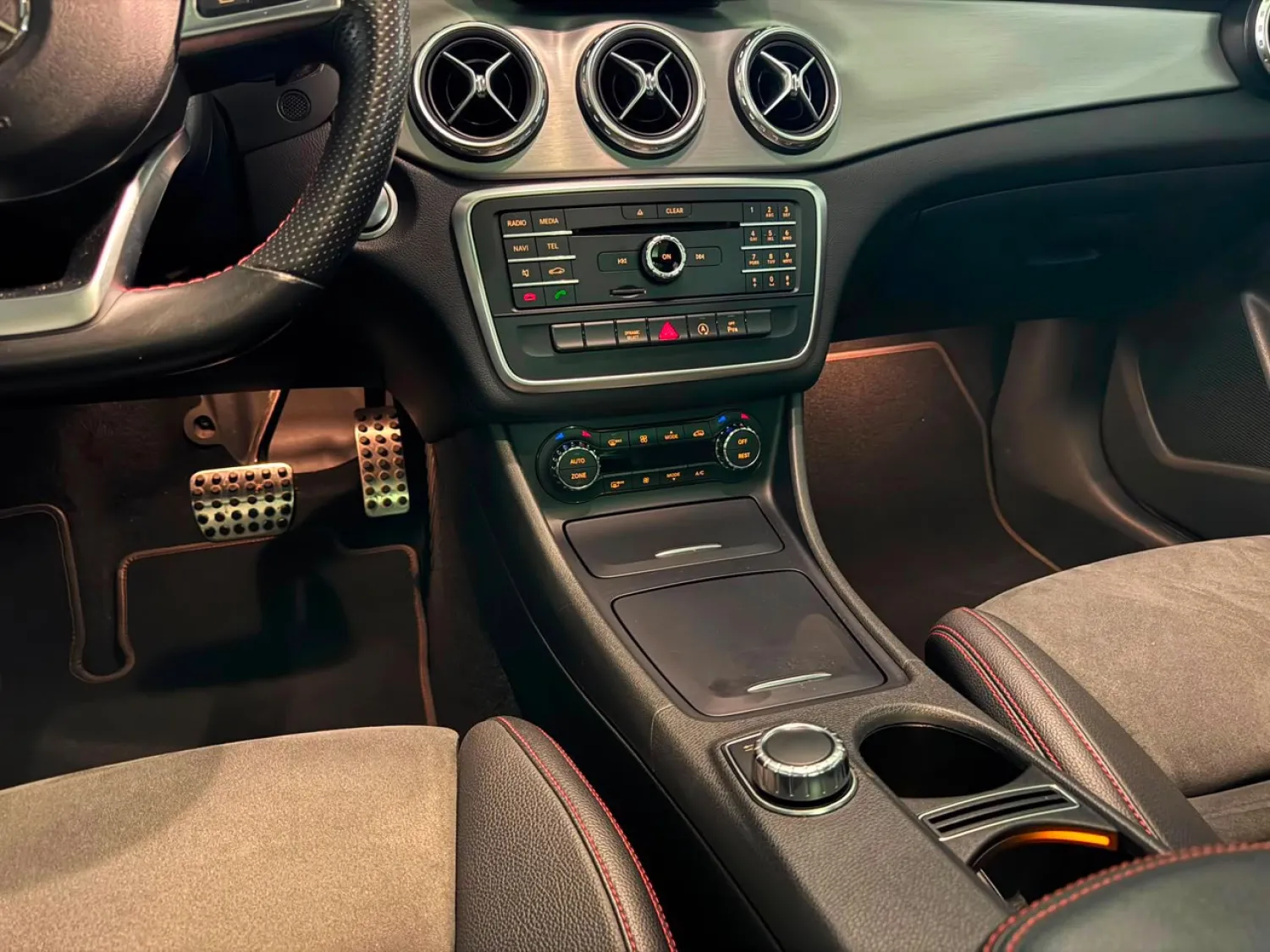 avv-mercedes-benz-gla-venda-29ef9ae-imagem-011