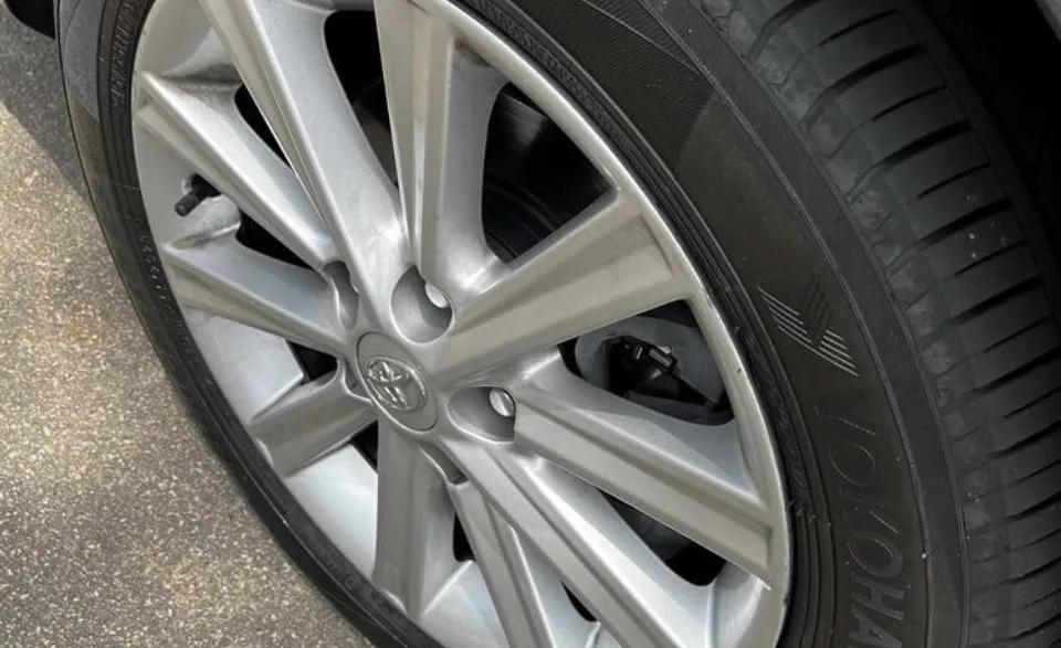 avv-toyota-camry-xle-venda-32hd1pk-imagem-006
