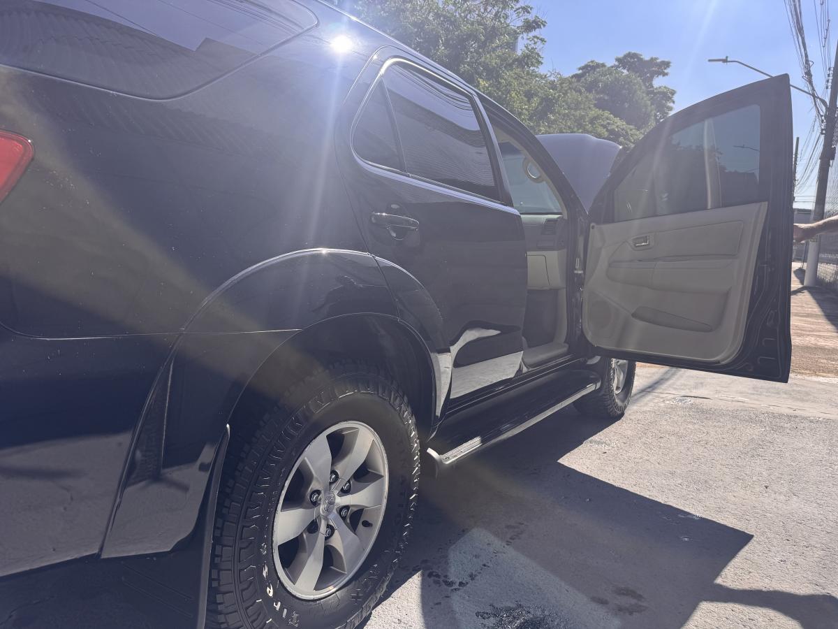 avv-toyota-hilux-sw4-srv-venda-5wj7jzr-imagem-007