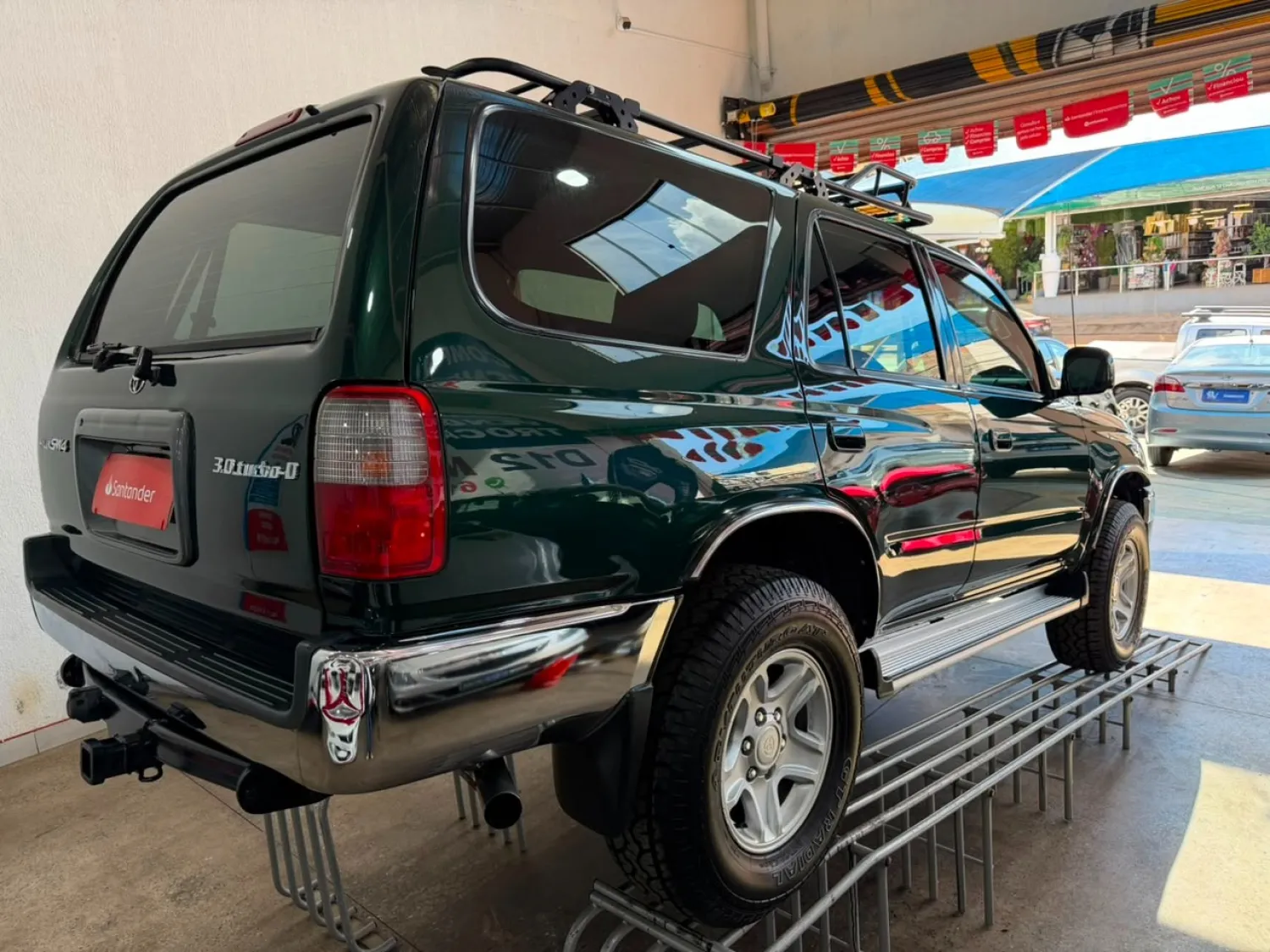 avv-toyota-hilux-sw4-venda-f61afce-imagem-021