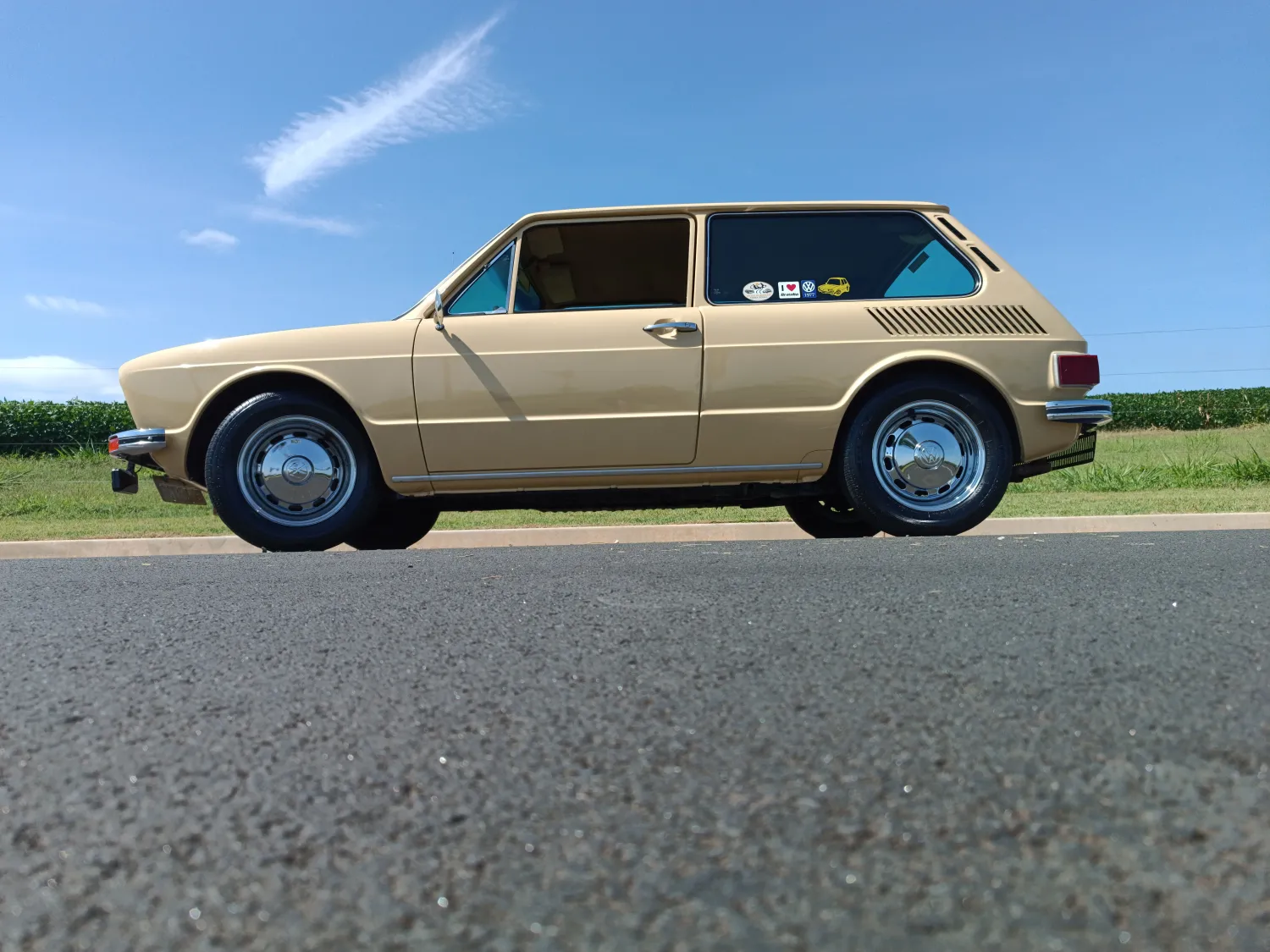 avv-volkswagen-brasília-venda-68usyh1-imagem-008