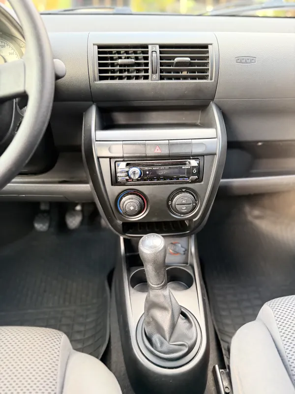 avv-volkswagen-fox-1-0-plus-completo-venda-jn8cttg-imagem-016