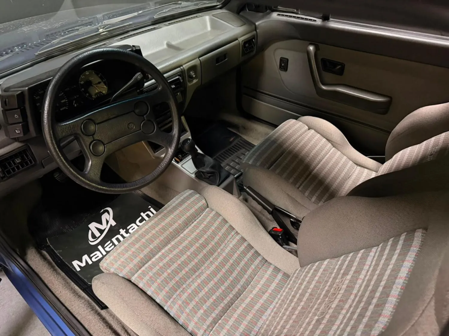 avv-volkswagen-gol-gl-1-8-venda-bmbyk9y-imagem-007
