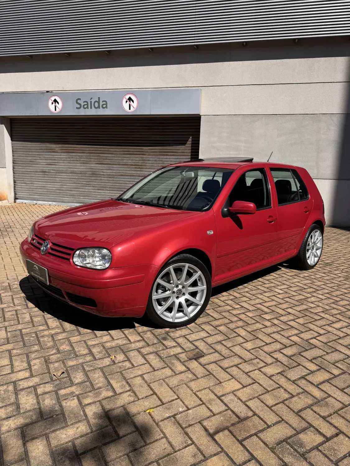 avv-volkswagen-golf-venda-aeeeb1e-imagem-001