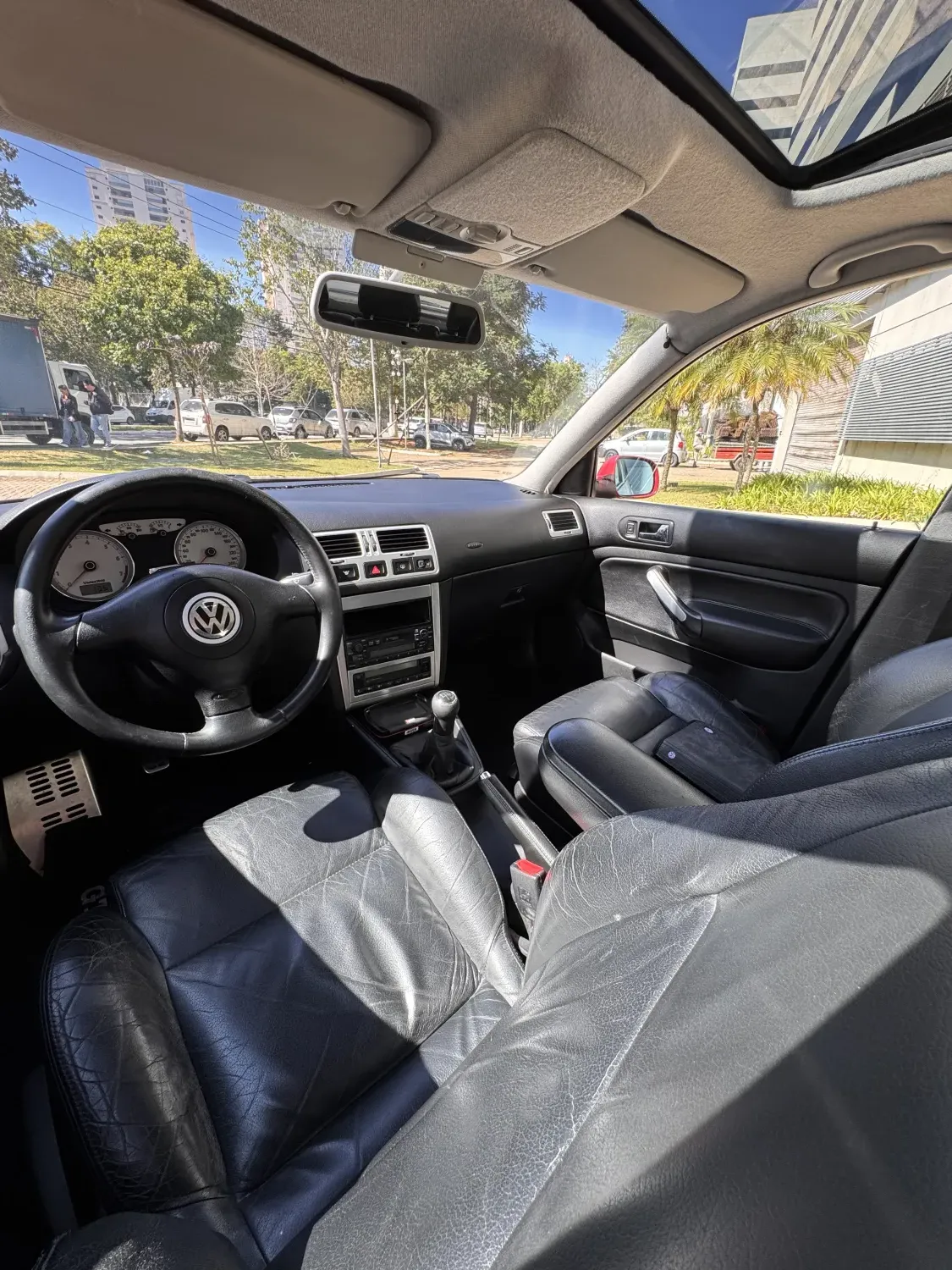 avv-volkswagen-golf-venda-aeeeb1e-imagem-015