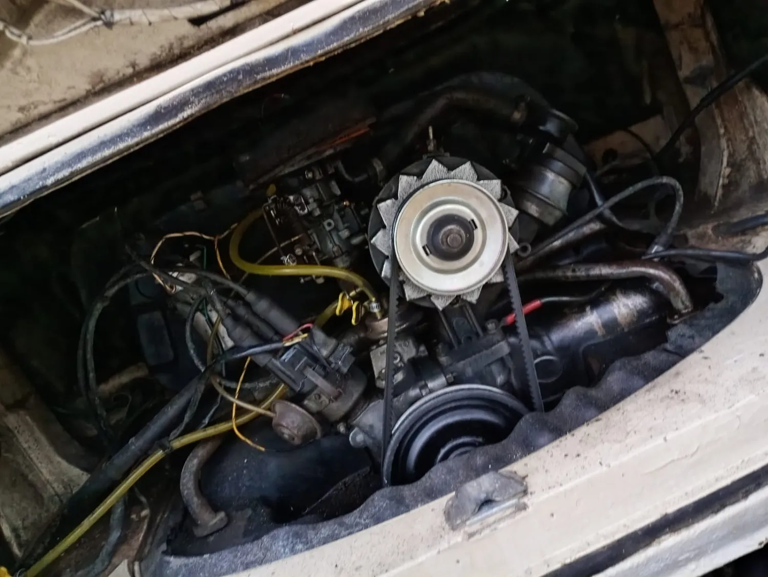 avv-volkswagen-kombi-venda-328ed4c-imagem-012
