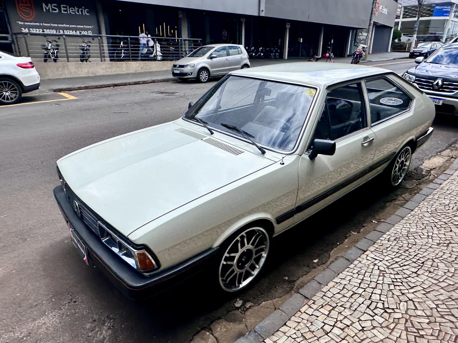 5qxr9zq-imagem-003