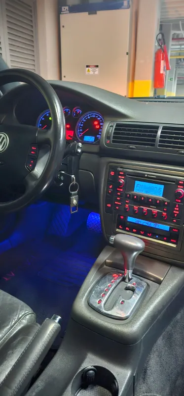 avv-volkswagen-passat-venda-f658e48-imagem-007