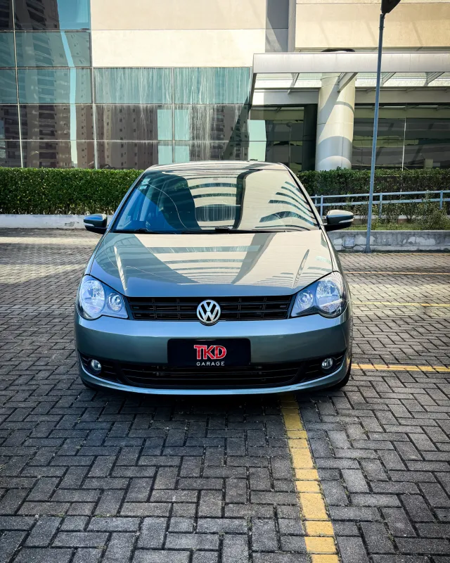 avv-volkswagen-polo-1-6-venda-dls63d9-imagem-003