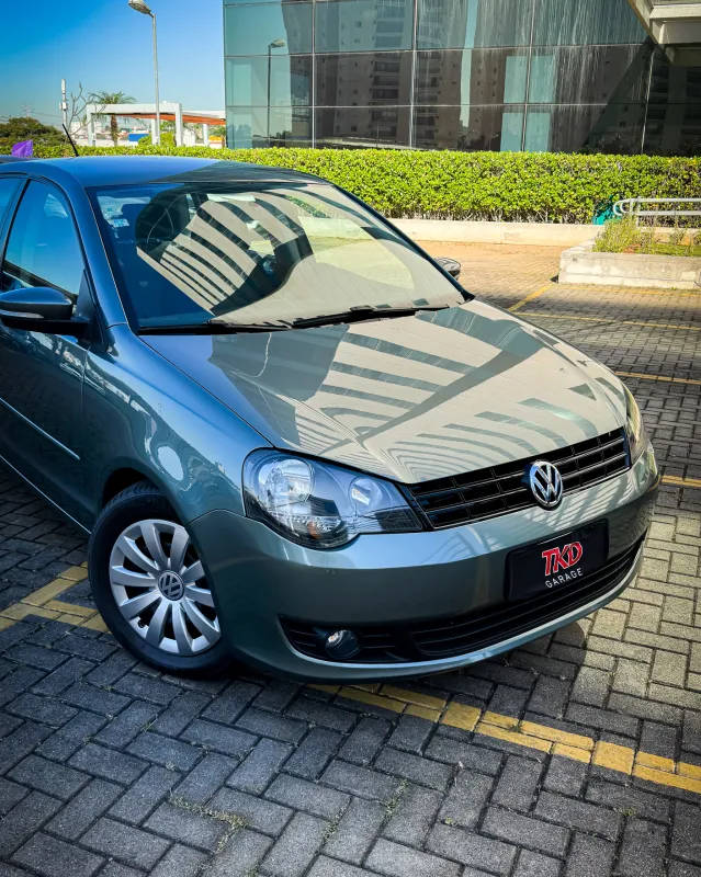 avv-volkswagen-polo-1-6-venda-dls63d9-imagem-007