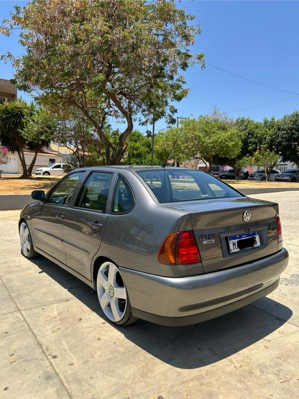 avv-volkswagen-polo-1-8-mi-ap-classic-venda-di719ls-imagem-015