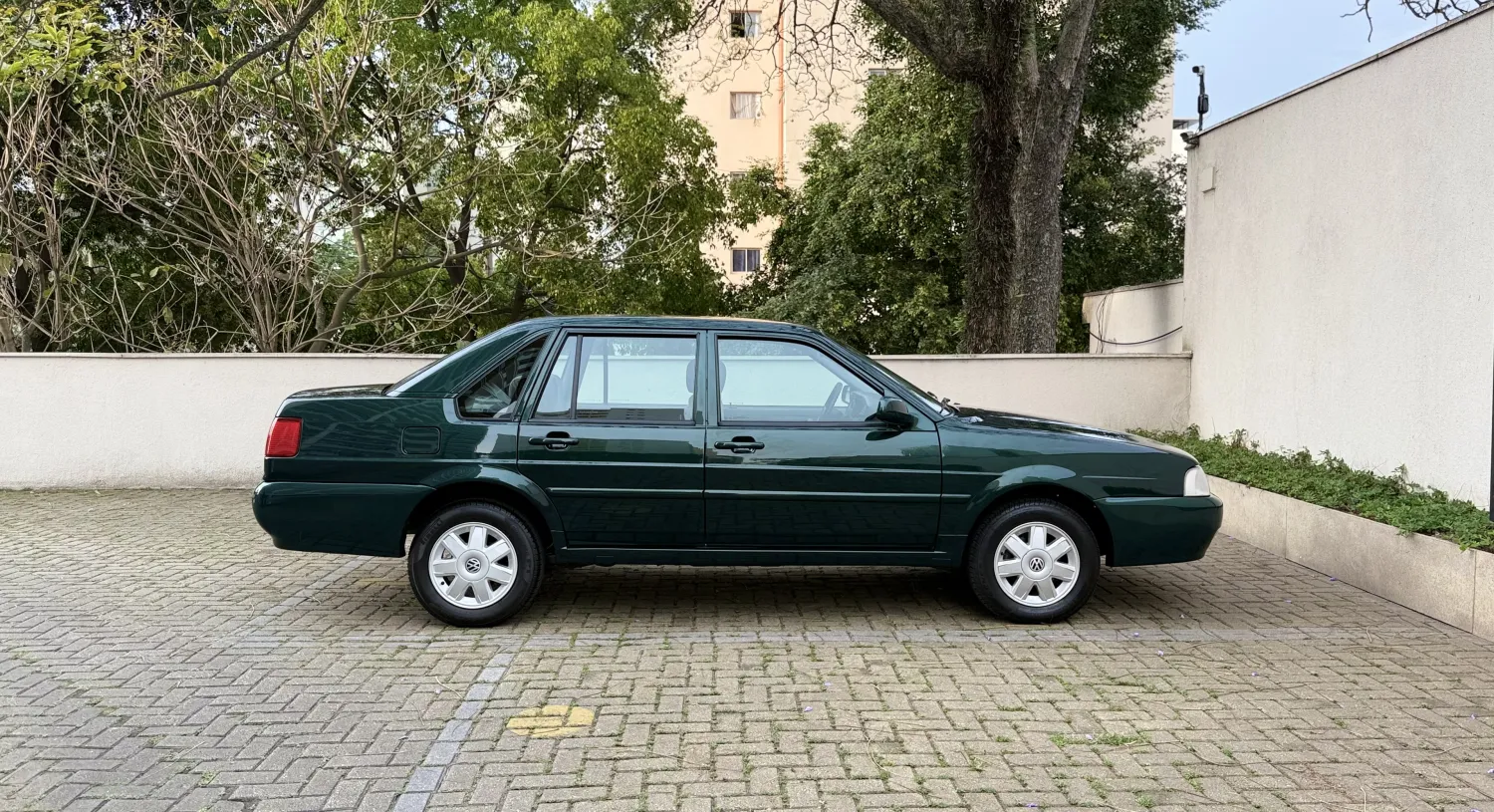 avv-volkswagen-santana-venda-d0dbbd2-imagem-003